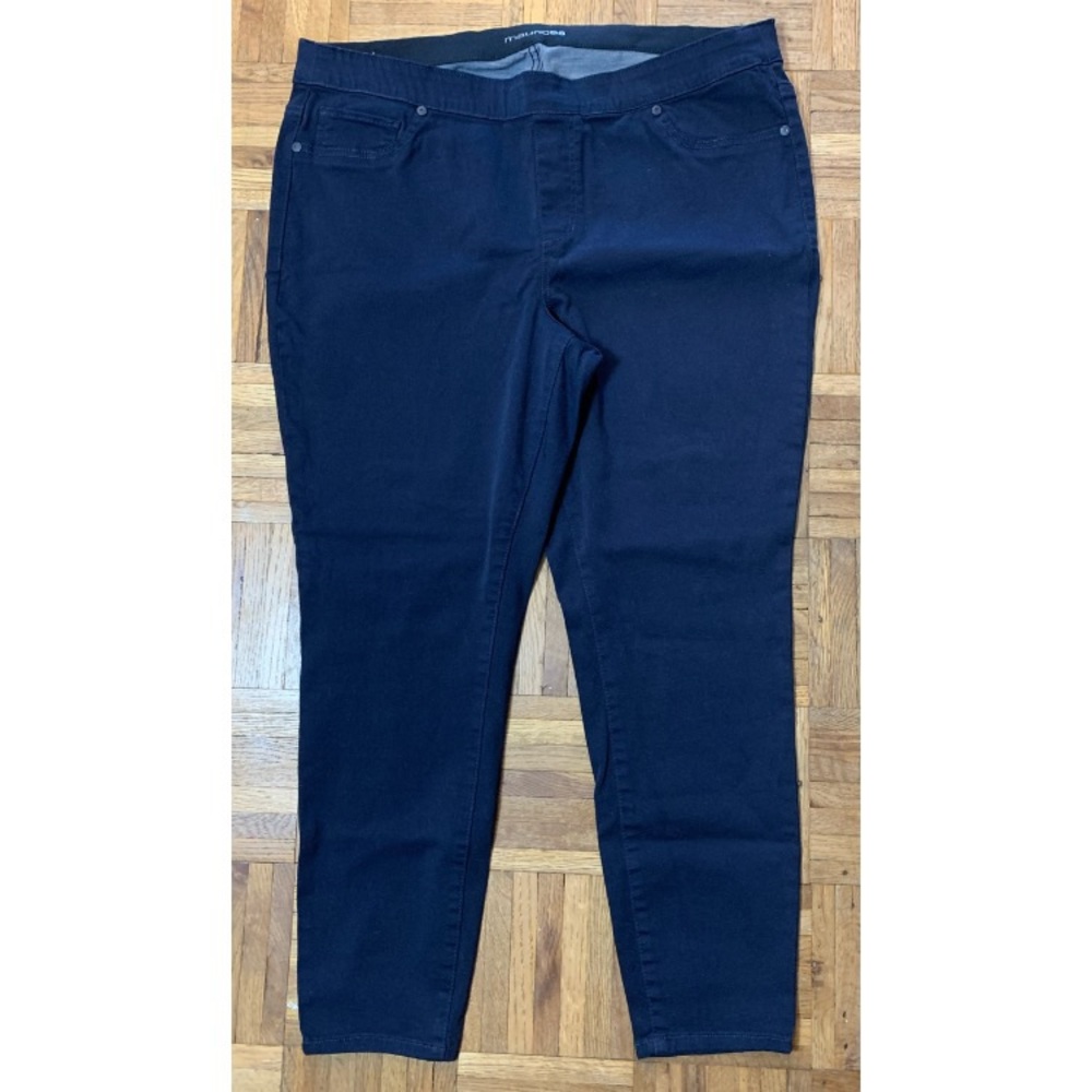Maurices Jeggings. Size 20W short.